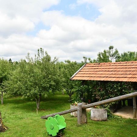 Apartman Leona Rakovica Exterior foto